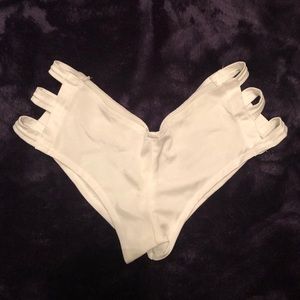 ✖️SOLD✖️iHeartRaves White Cutout Bottoms